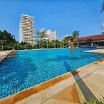 View Talay 5 Jomtien Beachfront